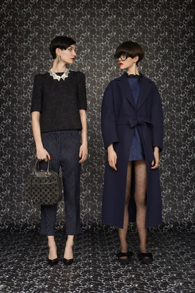 Look 10